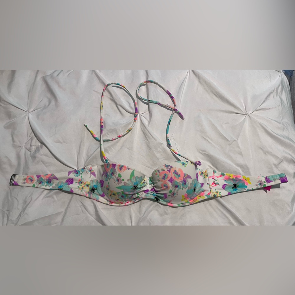 Victorias Secret. Multi Colored Floral Print Bandeau Top Bikini Bathing Suit.